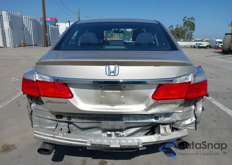 2015 Honda Accord Sport z USA, uszkodzony, nr VIN 1HGCR2F54FA270709